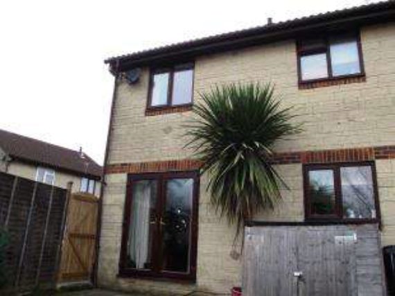 1 Bedroom End of Ter...